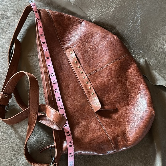 Ashwood Leather Slouchy Bag with Adjustable Strap - Picture 13 of 14